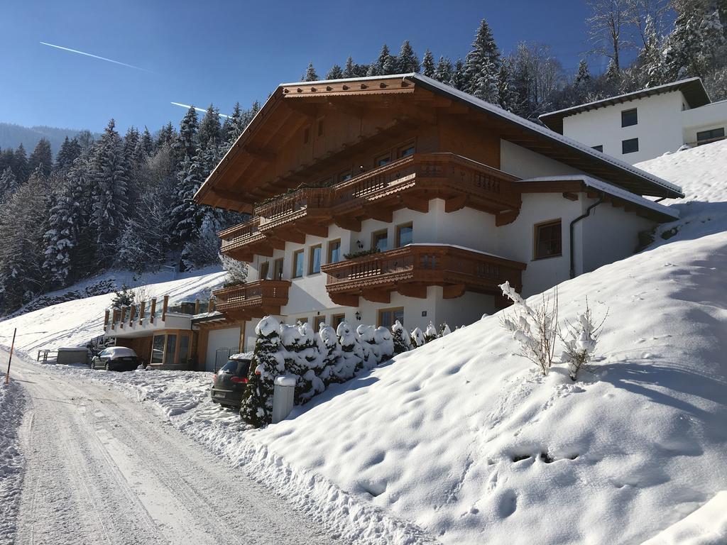 Landhaus Rieder Im Zillertal Apartment Aschau Im Zillertal Bagian luar foto