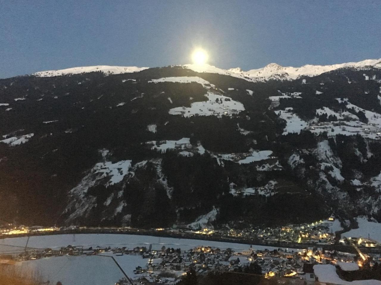 Landhaus Rieder Im Zillertal Apartment Aschau Im Zillertal Bagian luar foto