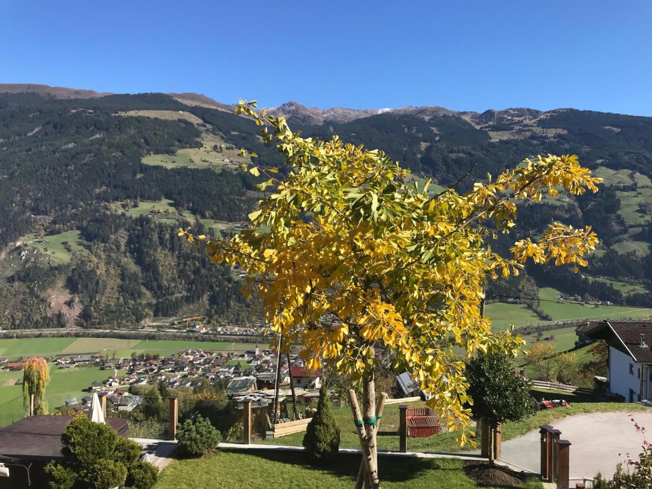 Landhaus Rieder Im Zillertal Apartment Aschau Im Zillertal Bagian luar foto